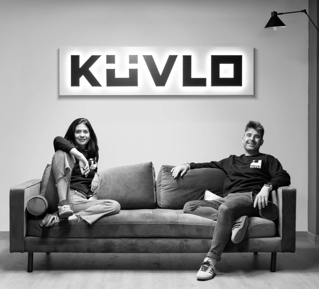 KÜVLO cocinas de diseño online muy fáciles de colocar